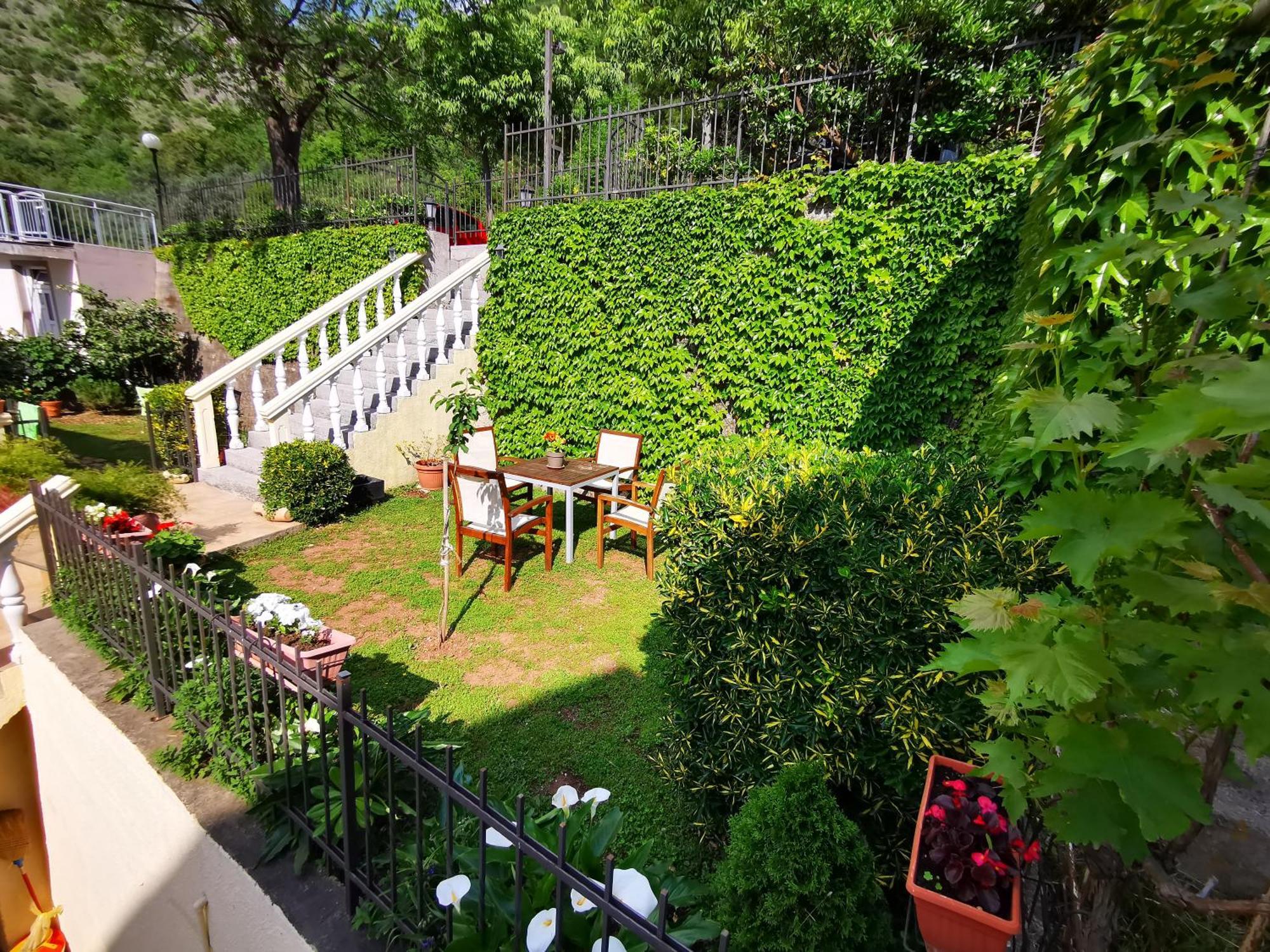 Apartments Vila Andja スヴェティ・ステファン 部屋 写真