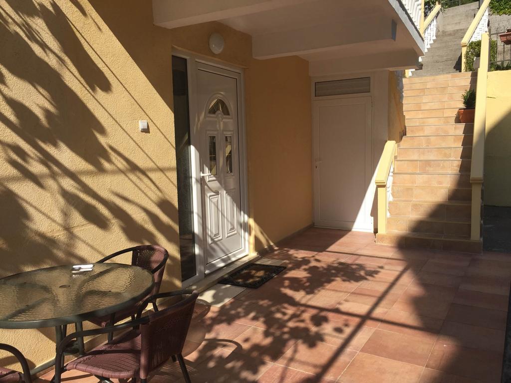 Apartments Vila Andja スヴェティ・ステファン エクステリア 写真