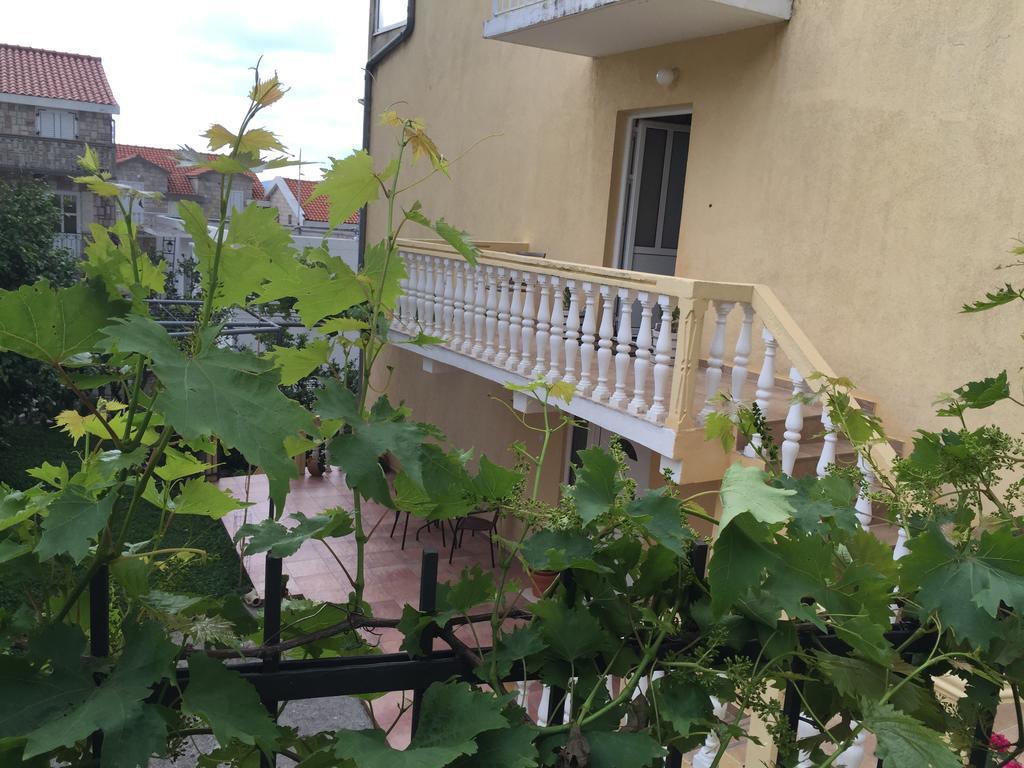 Apartments Vila Andja スヴェティ・ステファン エクステリア 写真